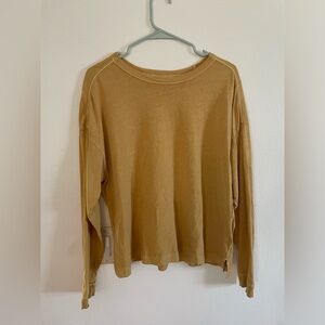 Old navy long sleeve easy tee in yellow